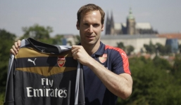 Petr Cech chọn số áo đặc biệt tại Arsenal