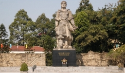 Sốc với câu trả lời Quang Trung và Nguyễn Huệ là hai bố con