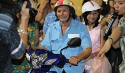 Điều ước thứ 7: Ông chạy xe ôm nuôi cháu khuyết tật