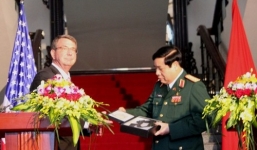 Hé lộ cô gái trong cuốn nhật ký chiến tranh 40 năm trên đất Mỹ