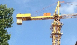 Bản tin 113 – ngày 14/7: Nam thanh niên leo lên cần cẩu cao hơn 50m đòi tự tử…