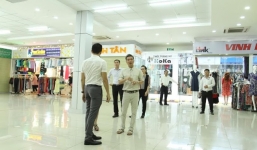 Cận cảnh chợ sỉ thời trang 70 tỉ của Mr.Đàm