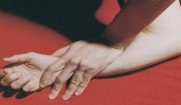 'Yêu râu xanh' đột nhập vào nhà, giở trò đồi bại với hàng xóm