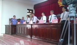 Vụ 'quan tài diễu phố': Hai mức chung thân dành cho bị cáo