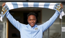 Chính thức ký hợp đồng với Man City, Sterling sẽ sang Việt Nam