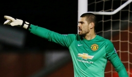 HLV Van Gaal chính thức xác nhận về tương lai của Valdes ở MU