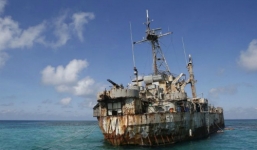 Trung Quốc nổi giận khi Philippines gia cố tàu chiến trên Biển Đông