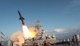 Video: Xem tuần dương hạm của Nga phóng tên lửa hành trình