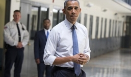 Chuyến thăm nhà tù khét tiếng chưa từng có tiền lệ của ông Obama