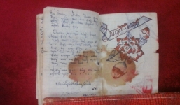 'Nhật ký chiến tranh' 40 năm trên đất Mỹ: Những bức thư không gửi