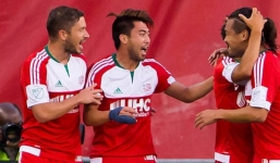 Lee Nguyễn tỏa sáng giúp đội nhà đánh bại CLB của Lampard