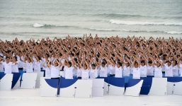 Việt Nam xuất hiện trong MV 'khủng' quay từ Trạm Không gian Quốc tế ISS