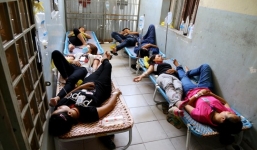 Bình Dương: Ăn bún, hàng trăm công nhân nhập viện vì nghi ngộ độc