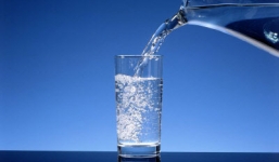 Nước lọc sẽ thiu nếu bạn để quá lâu