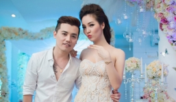 Á hậu Thụy Vân sánh đôi 'mỹ nam lạ mặt' dự sự kiện