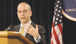 Trợ lý Ngoại trưởng Mỹ: Washington “không trung lập trong tranh chấp Biển Đông”