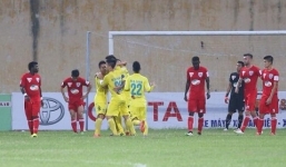  Hà Nội T&T đại thắng trước Thanh Hóa trên sân Hàng Đẫy