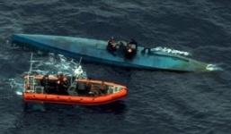 Mỹ bắt giữ “tàu ngầm” chở 8 tấn cocaine