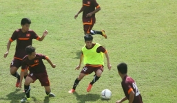 Thanh Hậu gây ấn tượng ngay trong buổi tập đầu tiên cùng U19 Việt Nam