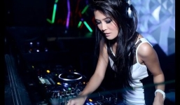 Nữ DJ đình đám Celeste Siam sắp đến Việt Nam biểu diễn