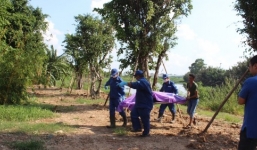 Phát hiện thi thể người đàn ông nổi trên kênh