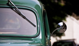 Thay cần gạt nước – Đơn giản nhưng quan trọng