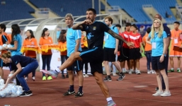 Video: Cận cảnh Man City trình diễn tại Mỹ Đình