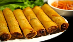 Cách làm chả giò thơm ngon giòn tan đơn giản nhất