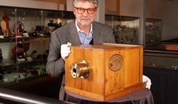 Những chiếc máy ảnh đắt nhất hành tinh giá chục tỉ