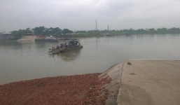 Phát hiện thi thể ca trưởng bến phà dưới sông Kinh Thầy