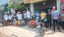 Tranh luận với hàng xóm, người đàn ông bị đâm chết