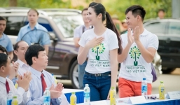 Xuân Bắc, Ngọc Hân trồng hơn 5 nghìn cây xanh tại Ngã ba Đồng Lộc