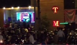 Truy bắt nhóm thanh niên trong clip 'dùng mã tấu đại náo quán bar'