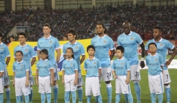 Phóng viên nước ngoài 'kêu trời' về sự rờm rà trước trận đấu ĐTVN - Man City