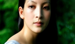 Diễn viên Linh Nga tái xuất xinh đẹp sau 10 năm 'mất tích'