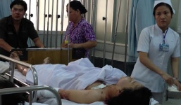 Giận chồng, vợ tưới xăng tự thiêu