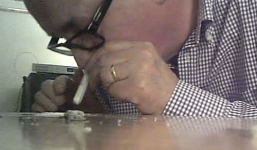 Video: Thượng nghị sĩ Anh hút ma túy với gái mại dâm