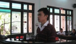 Cử nhân đâm vùng kín phụ nữ: Để giải tỏa do xem phim “đen”