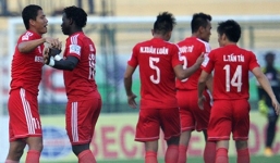 Video bàn thắng: B.Bình Dương thắng đậm XSKT Cần Thơ