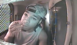 Video: Gã trộm cố gặm 5 ngón tay để xóa dấu vân tay