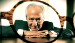 Nhân sinh nhật 80 tuổi, đại gia tặng 200 tỷ cho nhân viên