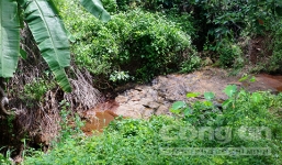 Lời khai người mẹ vứt con trai 1 tháng tuổi xuống suối ở Bình Phước