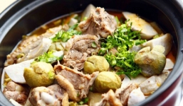 Cách làm vịt om sấu miền Bắc thơm ngon tại nhà 