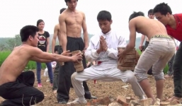 Video: Lễ nhập môn kì lạ của võ sinh Thất Sơn Thần Quyền