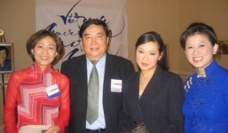 Đại gia lập nghiệp bằng 2 va li tiền, vàng, có 5 vợ và 16 con