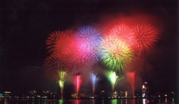 Đà Nẵng sẽ bắn pháo hoa trên xà lan giữa Sông Hàn dịp Quốc khánh