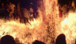 75 người bị bỏng do đốt lửa trại: Sẽ điều tra nghi vấn có người hất xăng