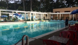 Bé trai 11 tuổi chết đuối trong hồ bơi Cung văn hóa