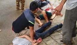 Đâm nhiều nhát rồi ôm người yêu nhảy từ tầng hai xuống đất