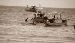 Tiếp cận “đoàn tàu ma” săn lùng cổ vật tại thánh địa tàu đắm Bình Châu